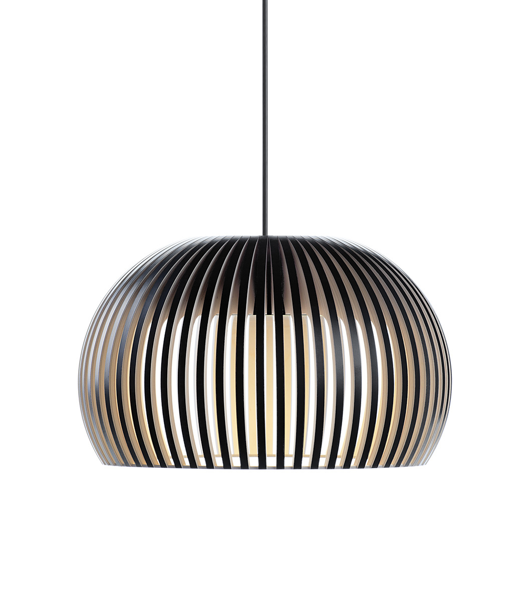 Atto 5000 pendant lamp is available in black laminated