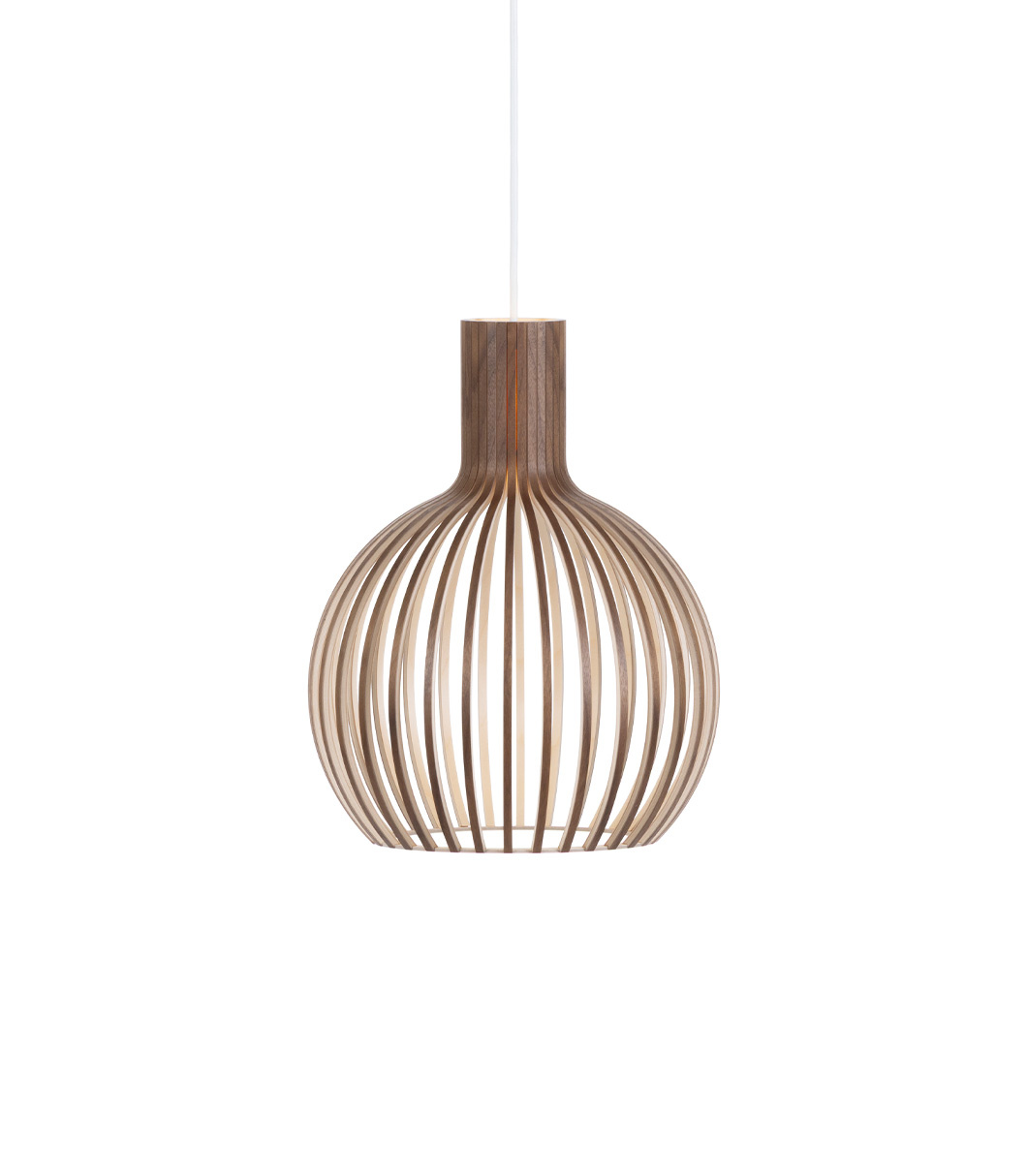 Octo Tre 4242 pendant lamp is available in walnut veneer