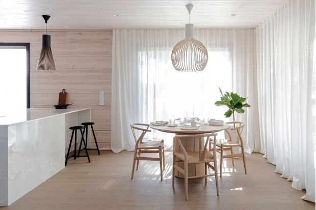 Secto 4200, Octo 4240 Kontio House Villa Myötätuuli. Housing Fair '22. Naantali, Finland. Interior design by Piia Kalliomäki. Photo by Kati Pilli-Sihvola / Kontiotuote Oy.