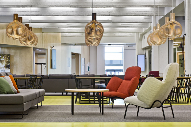 Octo 4240 Lahti University of Applied Sciences, IskuCenter. Lahti, Finland. Achitecture by H&M arkkitehdit, Seppo Markku. Interior design by Isku Oy, Tiina Jalava. Photo by Uzi Varon.