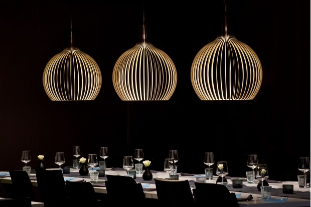 Octo 4240 black Restaurant Eevert. Helsinki, Finland. Photo by Uzi Varon.