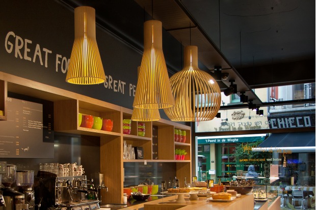 Secto Small 4201, Secto 4200, Octo 4240 Restaurant-Shop StarMeal. Antwerp, Belgium. Photo by Ellen Swaan.