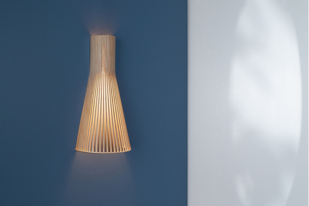 Secto 4230 wall lamp