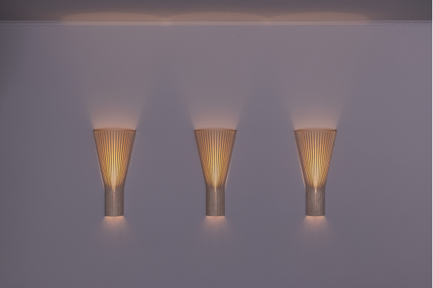 Secto 4230 wall lamp
