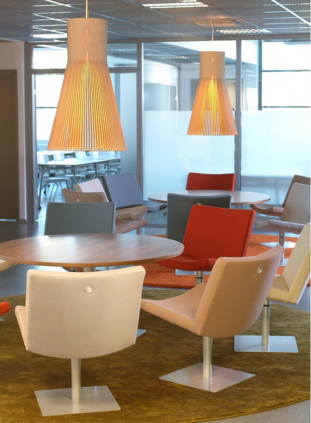 Magnum 4202 Finnzymes lobby. Espoo, Finland. Photo by Lasse Keltto.