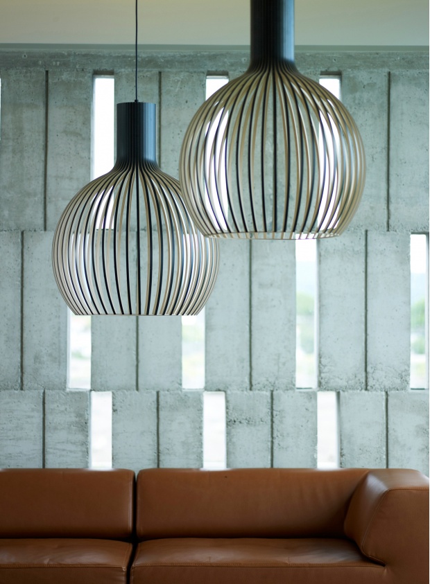 Octo 4240 Thalatta Seaside Hotel. Evia, Greece. Architecture and interior design by K_DIVISION ARCHITECTURE, WoARCHITECTS and Leda Moschandreou. Lamps provided by BOX architects. Photo by Vangelis Paterakis.