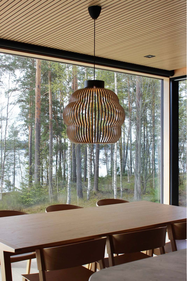 Kumulo 5200   Private residence.  Tampere, Finland.  Interior design by @anna.tuohimaa.  Photo by @omavisual.