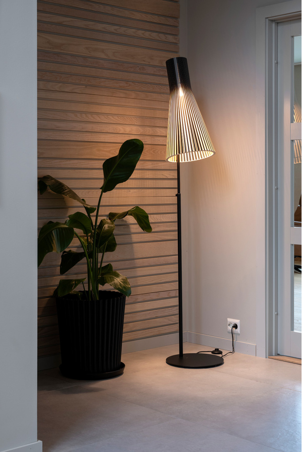 Secto 4210   Private residence.  Nærbø, Norway.  Interior design by Beate Nilsen Lode, @beatenilsenlode.  Photo by Asle Haukland.