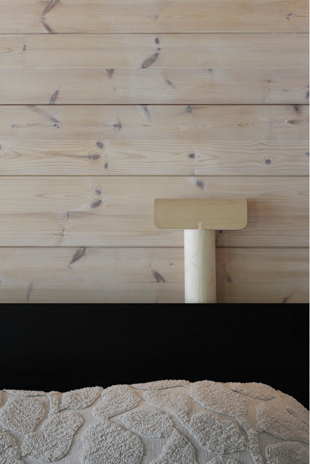 Teelo 8020 table  Private residence.  Tampere, Finland.  Interior design by @anna.tuohimaa.  Photo by @omavisual.