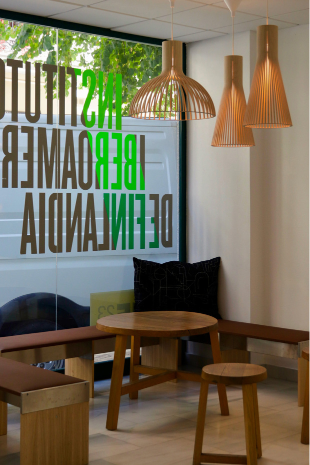 Secto 4200   Victo 4250   The Finnish Cultural Institute.   Madrid, Spain.  Photo by Alva Sarkola.