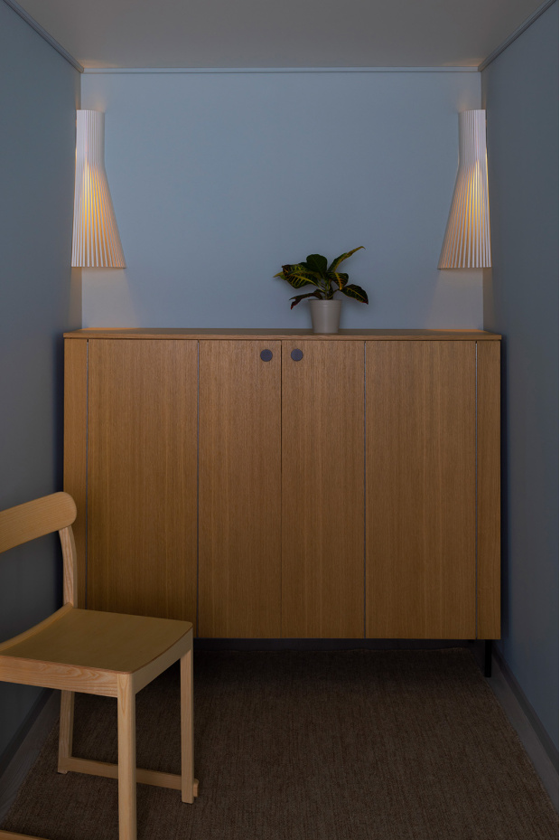 Secto 4236 corner  Secto  Model room