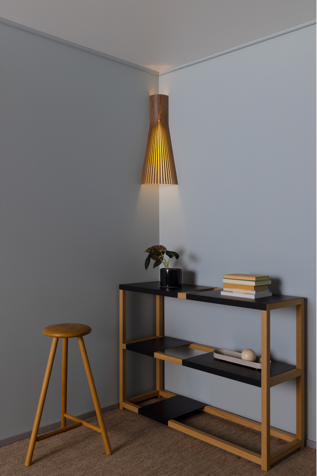 Secto 4236 corner  Secto  Model room