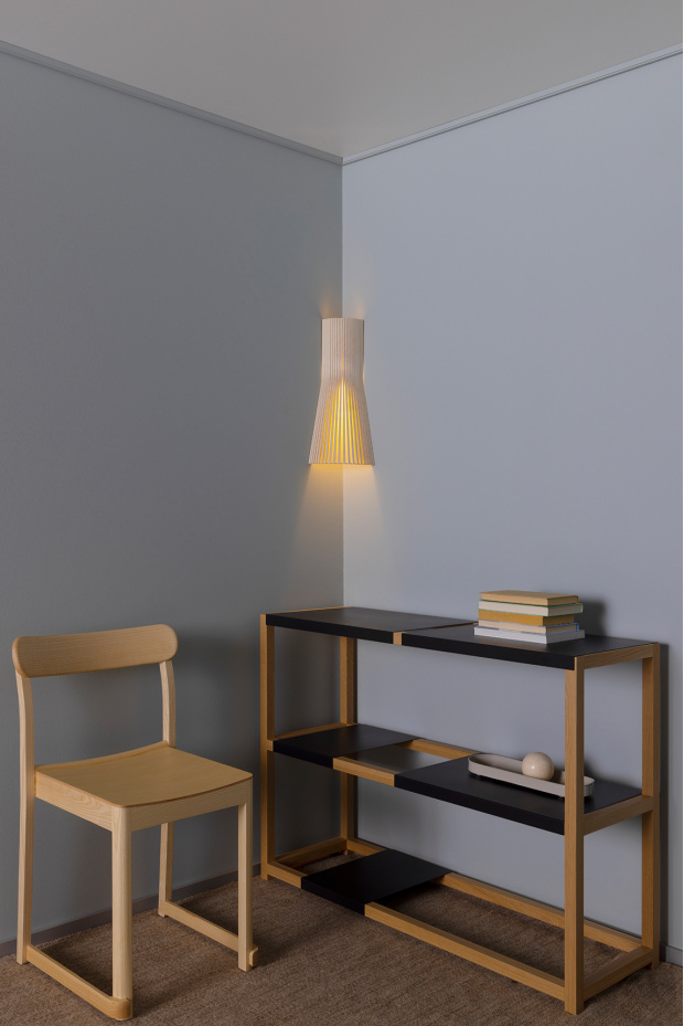 Secto Small 4237 corner  Model room