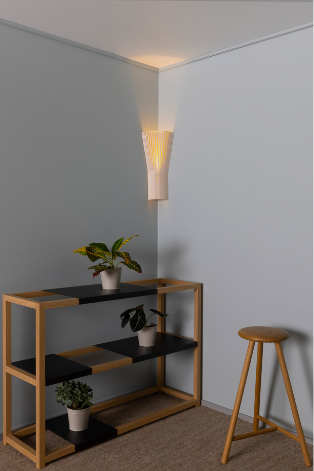 Secto Small 4237 corner  Model room