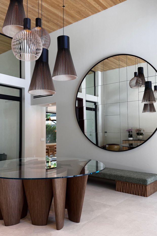 Magnum 4202   Octo 4240   Private residence. Miami, United States. Interior design by Poggi Design. Photo by Poggi Design. @poggidesign