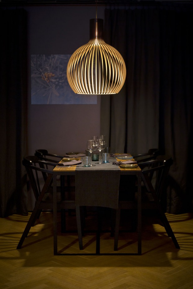 Octo 4240 black Restaurant Eevert. Helsinki, Finland. Photo by Uzi Varon.