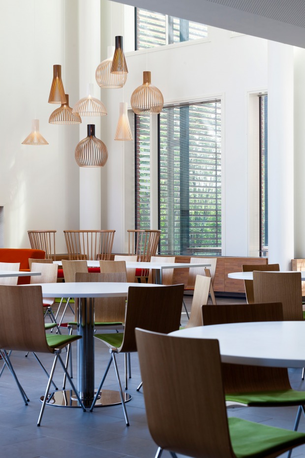 Secto 4200, Octo 4240, Victo 4250, Puncto 4203
Open Innovation House – OIH, lounge, Aalto University, Otaniemi campus. Espoo, Finland.
Interior design by Tuula Lindström / Aalto University’s Campus and facility services. Photo by Uzi Varon.
