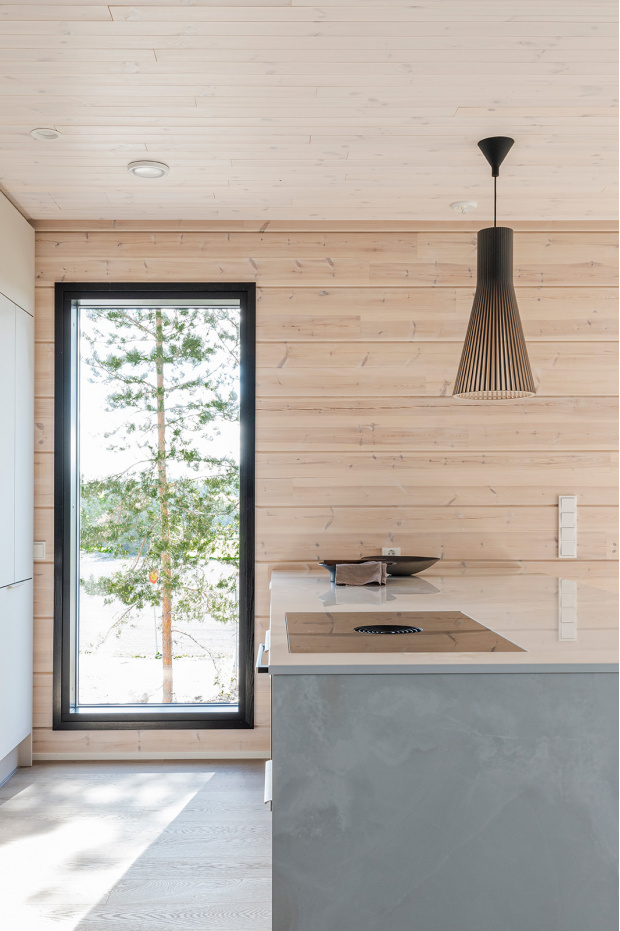 Secto 4200 Kontio House Villa Myötätuuli. Housing Fair '22. Naantali, Finland. Interior design by Piia Kalliomäki. Photo by Kati Pilli-Sihvola / Kontiotuote Oy.